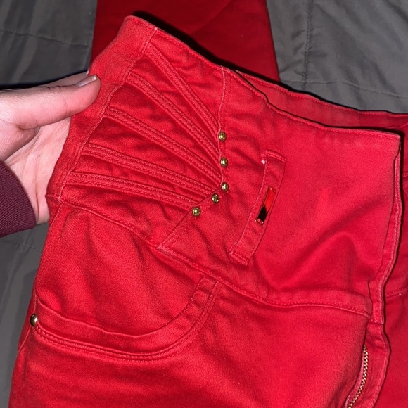 Women’s Lowell red jeans size 14 - Picture 4 of 9